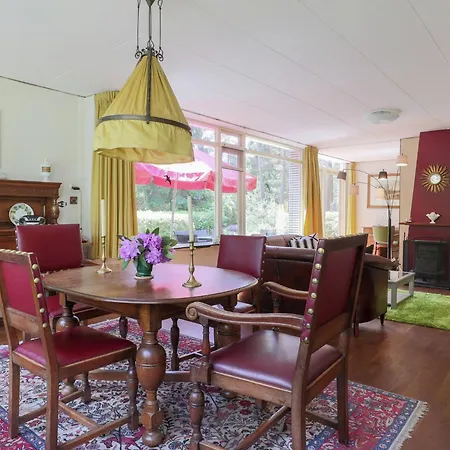 Сasa de vacaciones Holiday Home In Huijbergen Near Forest, Cleaning Included Huijbergen